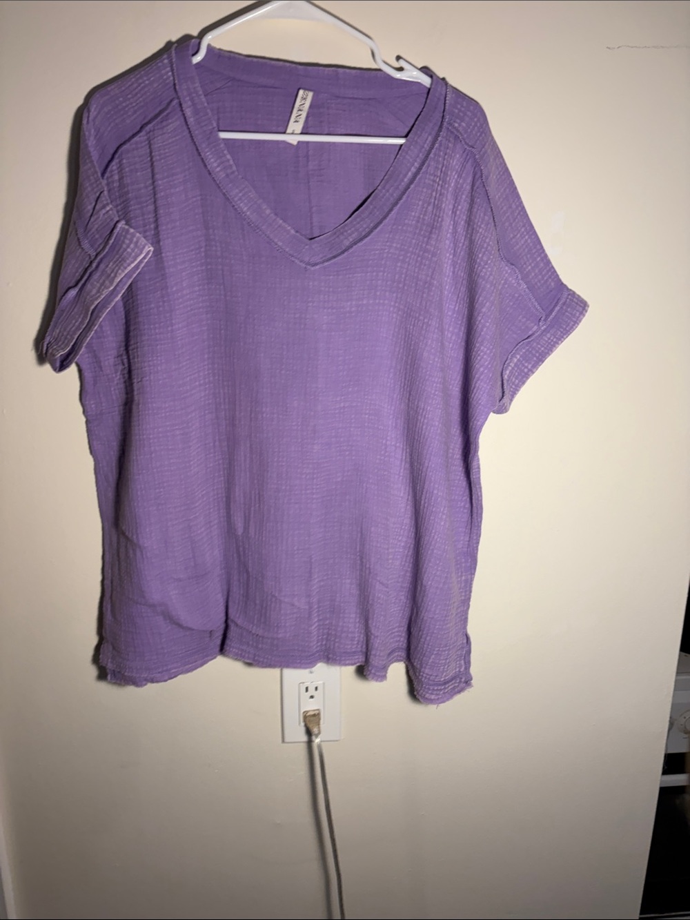 Women's V-Neck Gauze Top - Lavender